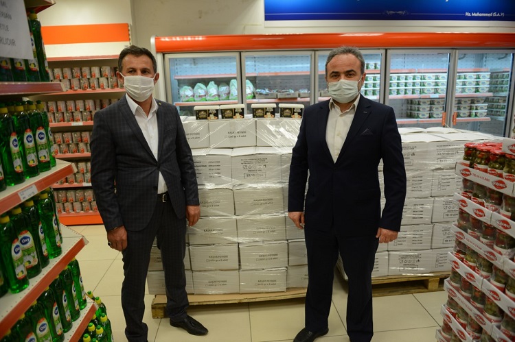 GIDA BANKASINA 1 TON PEYNİR BAĞIŞI