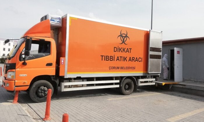 BELEDİYE 1 TON PATOLOJİK ATIĞI BERTARAF ETTİ