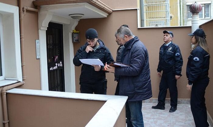 GÜNÜBİRLİK EVLERE SOSYAL MESAFE CEZASI