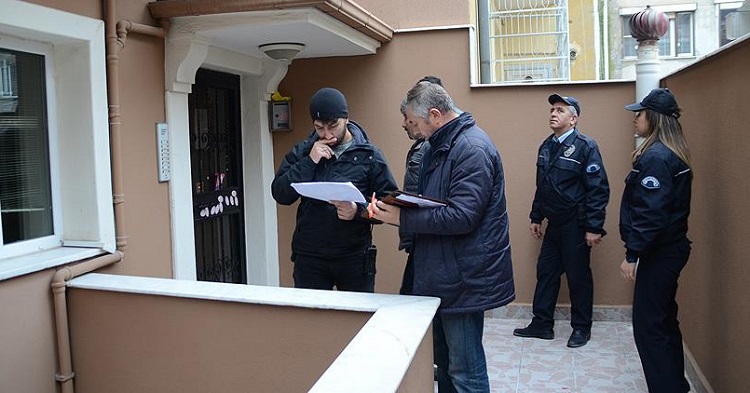 GÜNÜBİRLİK EVLERE SOSYAL MESAFE CEZASI