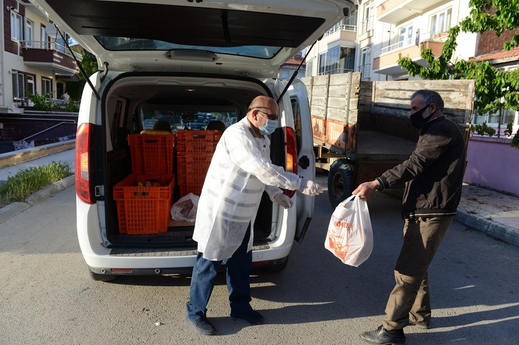 36 BÜFE VE 40 ARAÇLA EKMEK DAĞITILACAK