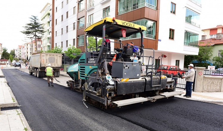 ŞENYURT SOKAKLARDA ASFALT YENİLENDİ