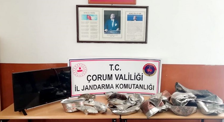 JANDARMA 8 HIRSIZLIK OLAYINI AYDINLATTI