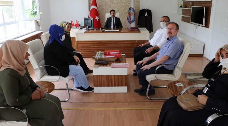 KADIN GİRİŞİMCİLERDEN TEŞEKKÜR ZİYARETİ