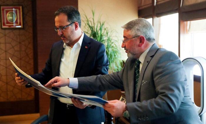 SPOR BAKANI İLE GÖRÜŞTÜ