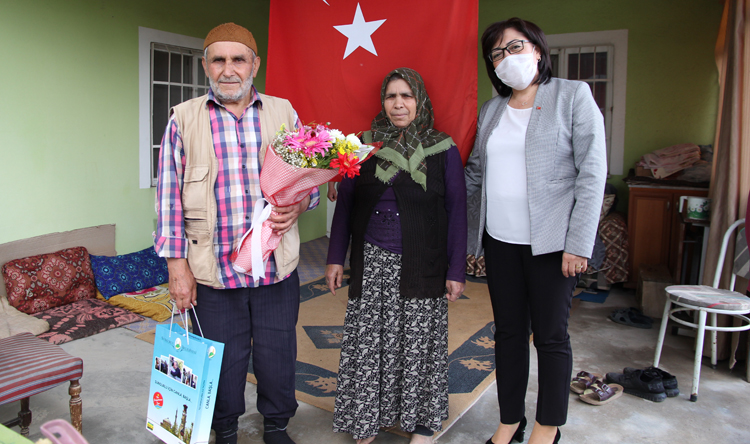 ŞEHİT BABALARI UNUTULMADI