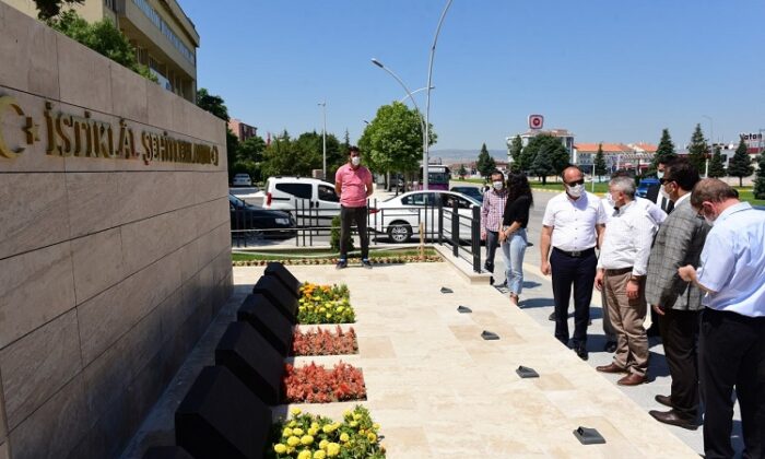 İSTİKLAL ŞEHİTLERİ ANITI GÜZEL OLDU