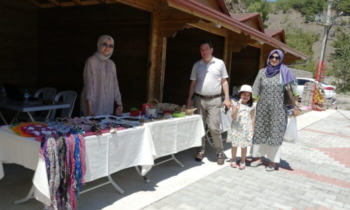 OĞUZLAR’DA HANIMELİ PAZARI AÇILDI