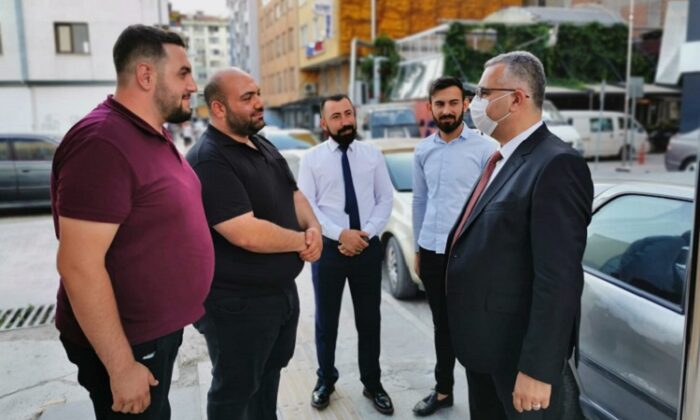 BAŞKAN ESNAF VE VATANDAŞI DİNLEDİ