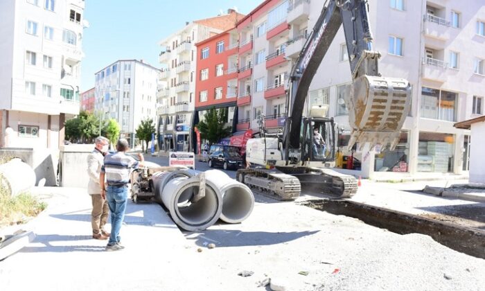 YAĞMUR SUYU SORUNU ÇÖZÜLÜYOR