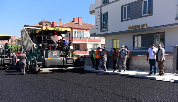 ASFALT ÇALIŞMALARI DEVAM EDİYOR