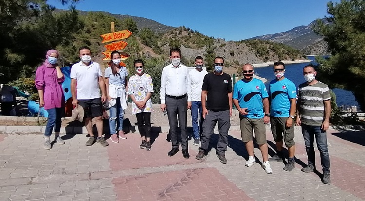 OĞUZLAR’DA ZAFER BAYRAMI KUTLAMASI