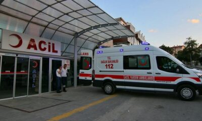 ARKADAŞINA SİNİRLENDİ KENDİNİ VURDU