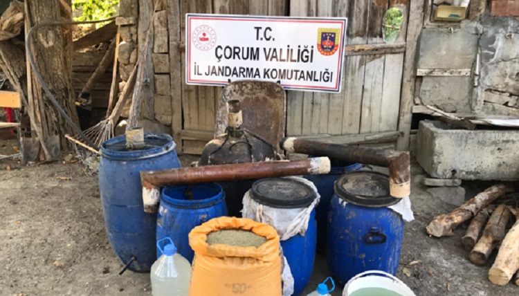 JANDARMA’DAN KAÇAK İÇKİ OPERASYONU