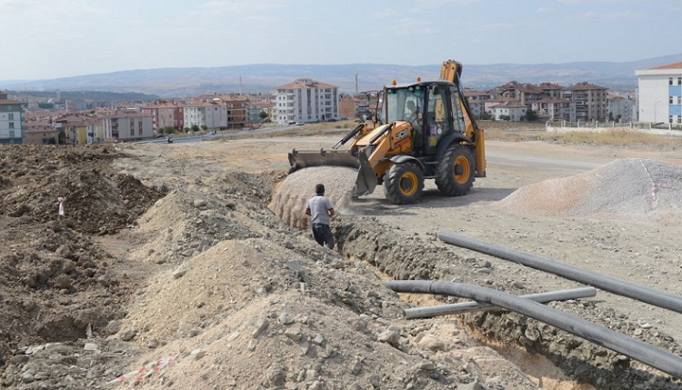 İÇMESUYU ÇALIŞMASI DEVAM EDİYOR