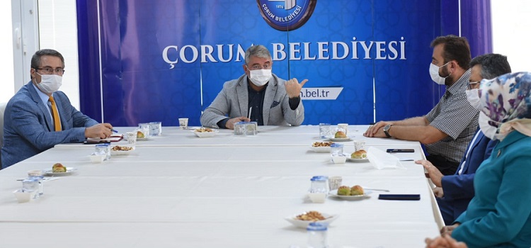BAŞKAN’DAN MÜTERCİMLER’E SERT YANIT