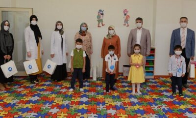 BELEDİYE’DEN MASKE VE HİJYEN SETİ