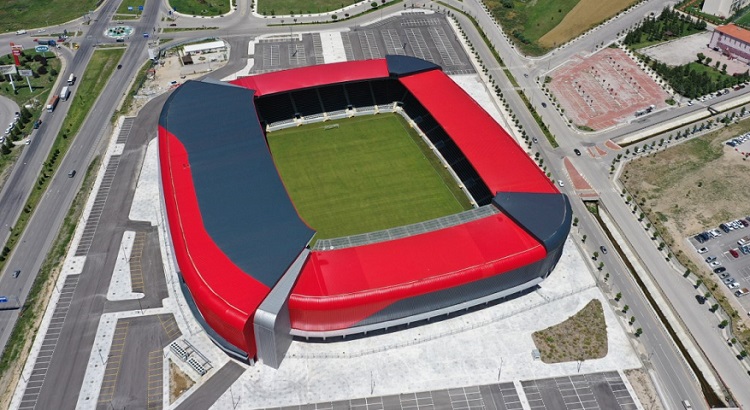 YENİ STADYUM SEZON İÇİN HAZIR