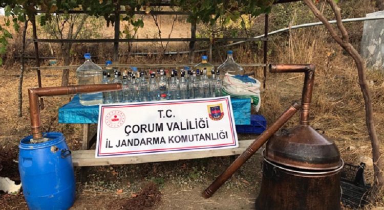 JANDARMA’DAN KAÇAK İÇKİ OPERASYONU
