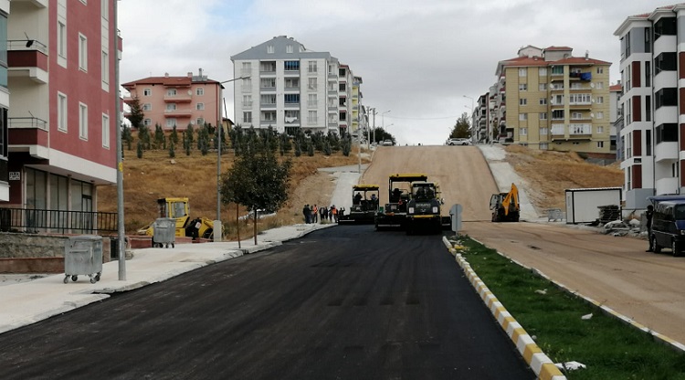 ASFALT ÇALIŞMALARI DEVAM EDİYOR