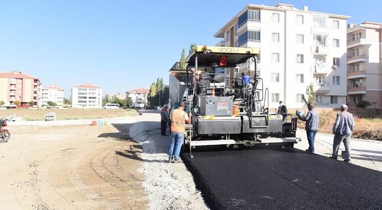 ASFALT ÇALIŞMALARI DEVAM EDİYOR