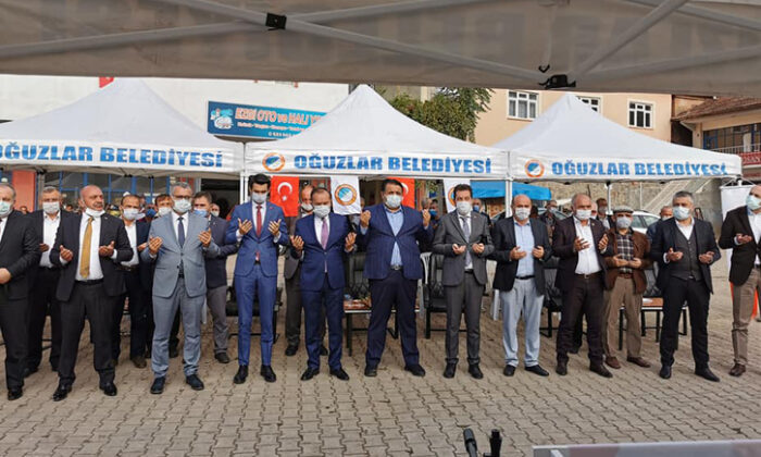 OĞUZLAR KAPALI PAZAR YERİNE KAVUŞTU