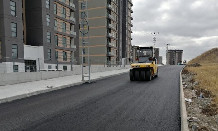 ASFALT ÇALIŞMALARI DEVAM EDİYOR