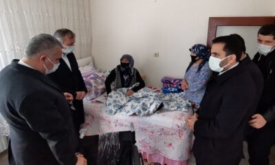 NAZİRE TEYZENİN DUASINI ALDILAR