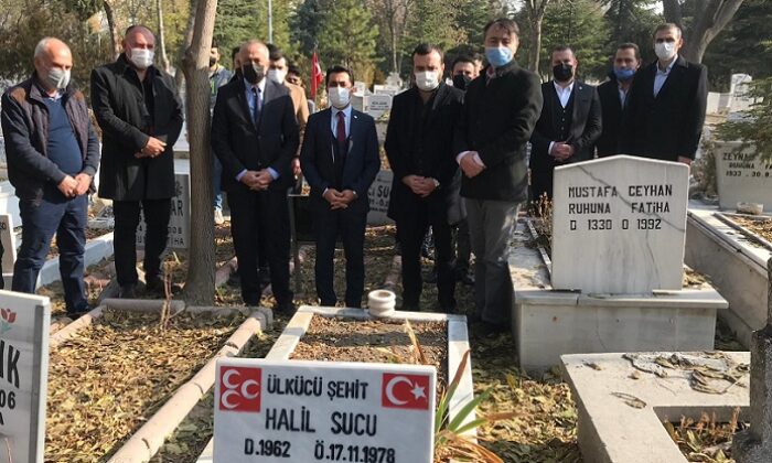 ÜLKÜCÜ ŞEHİT KABRİ BAŞINDA ANILDI