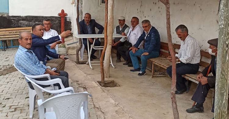 TOPUZ KÖYÜ HİZMET BEKLİYOR