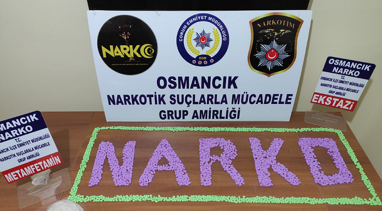 UYUŞTURUCU SATICILARINA OPERASYON