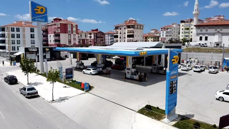 EN GÜVENLİ AKARYAKIT İSTASYONU