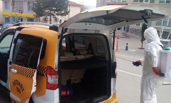 HER YER DEZENFEKTE EDİLİYOR