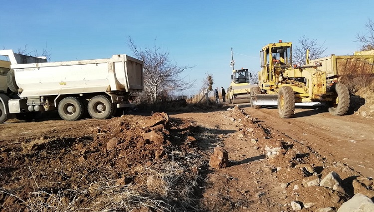 YAYLA YOLLARINDA İYİLEŞTİRME YAPILDI