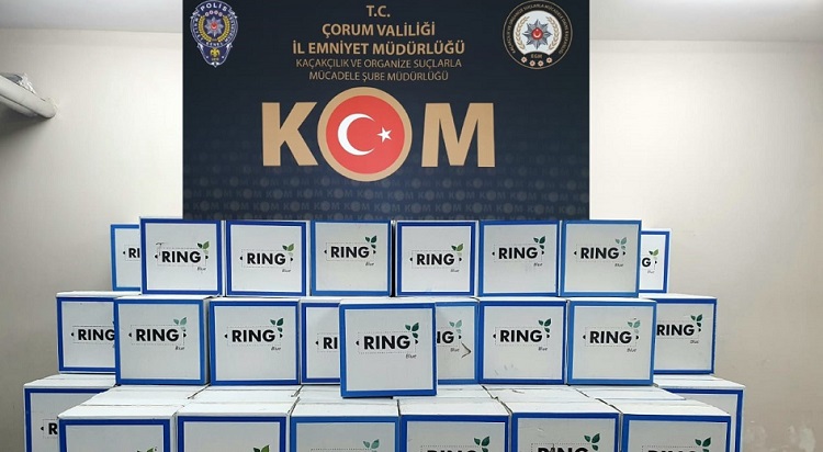 SAHTE BANDROLLÜ KAÇAK MAKARON YAKALANDI