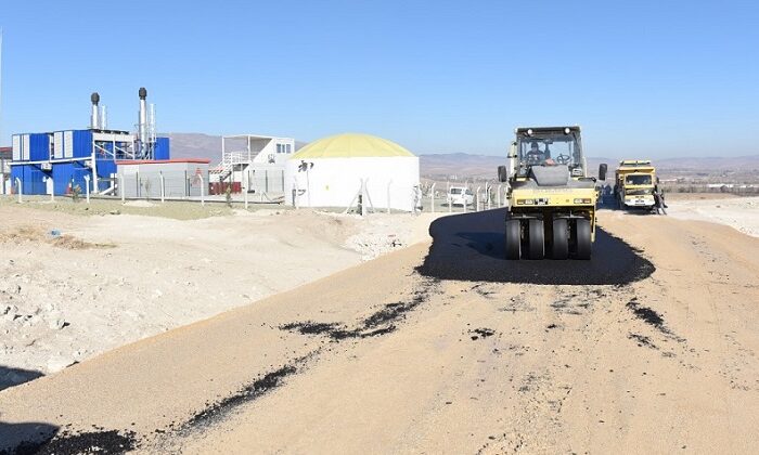 BİYOKÜTLE TESİSİNİN YOLU ASFALTLANDI