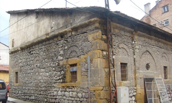 TAŞHAN VE KİLİSE RESTORE EDİLECEK