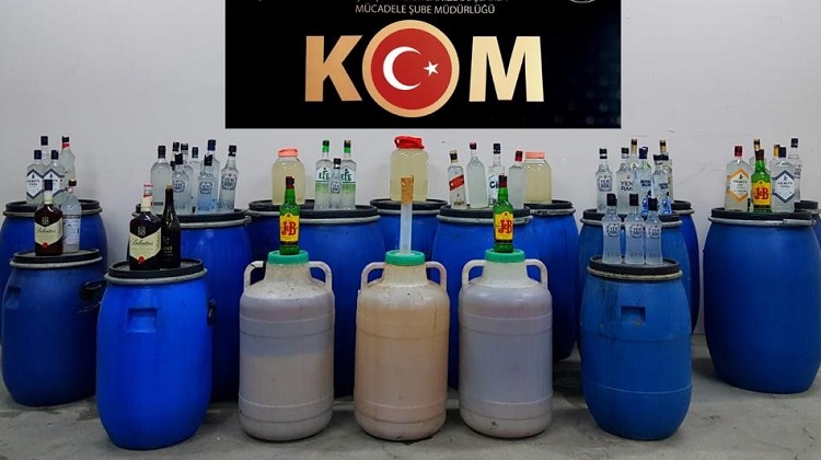 1863 LİTRE SAHTE İÇKİ ELE GEÇİRİLDİ