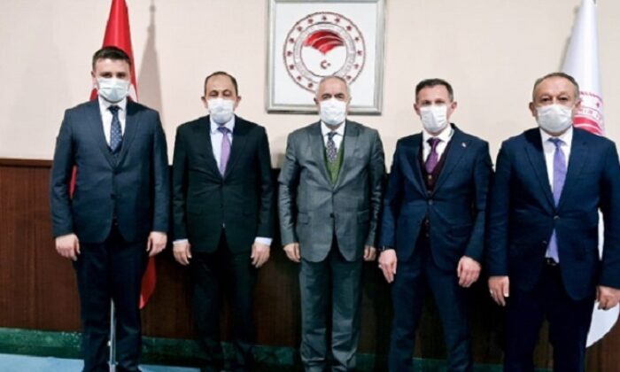 ÇORUM’UN TARIM PROJELERİNE TAM NOT