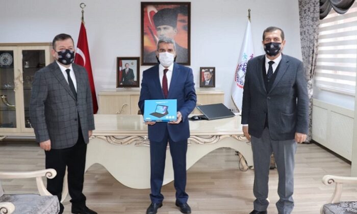 MİLLİ EĞİTİME 150 TABLET DESTEĞİ