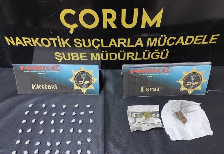 ÇORUM’DA ESRAR VE HAP YAKALANDI