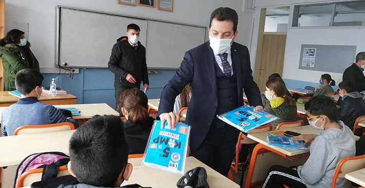 OĞUZLAR BELEDİYESİNDEN EĞİTİME DESTEK