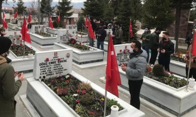 ÇORUM ŞEHİTLİĞİNİ ZİYARET ETTİLER