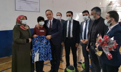 SPORCULARA MALZEME DAĞITIMI YAPILDI