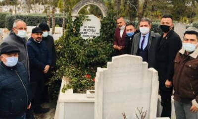ESKİ BAŞKAN MEZARI BAŞINDA ANILDI
