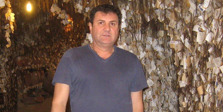 ÇORUMLU İŞADAMI SEVENLERİNİ ÜZDÜ