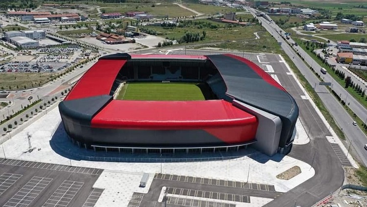 DÜNYA STADYUMLARI ARASINDA 5. OLDU