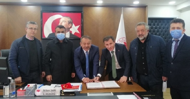 HAYVANLARA ÜCRETSİZ KULAK KÜPESİ