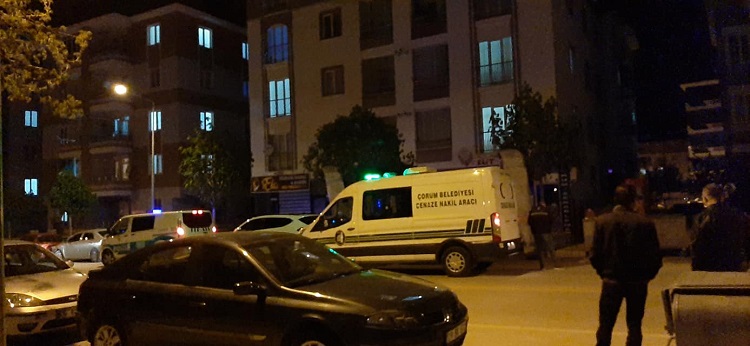 POLİS EVİNDE ÖLÜ OLARAK BULDU