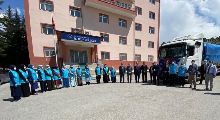 MÜFTÜLÜĞÜN YARDIM TIRI YOLA ÇIKTI